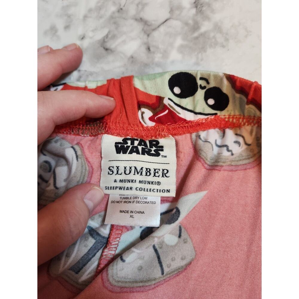 Star Wars Mens Red Baby Yoda Mandalorian Printed Pajama Pants Size XL - Picture 3 of 7